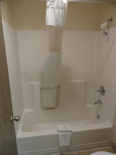 Bathroom 4, GreenTree Inn Flagstaff, Coconino