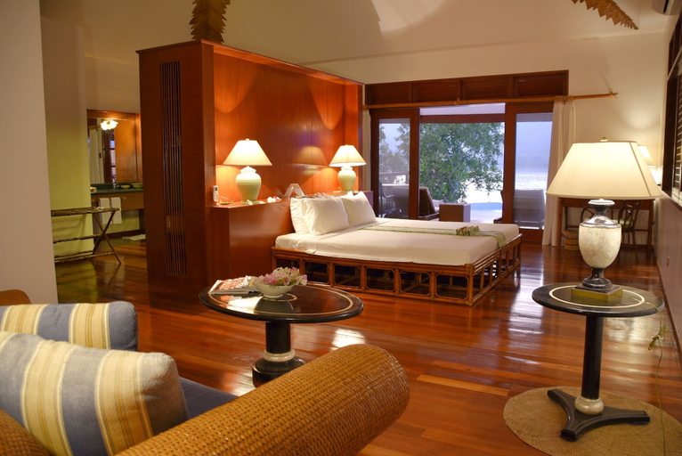 Bedroom 4, Badian Island Wellness Resort, Badian