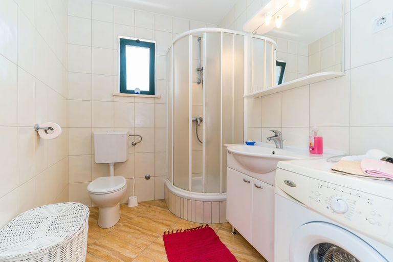 Bathroom 3, Apartments Casa Vanna, Dubrovnik