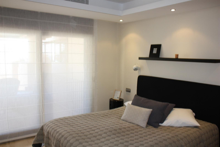 Bedroom 2, Two-Bedroom Beach Apartment, Málaga