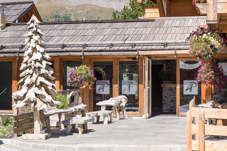 Exterior & Views 2, Hotel & Spa L'Alta Peyra, Hautes-Alpes