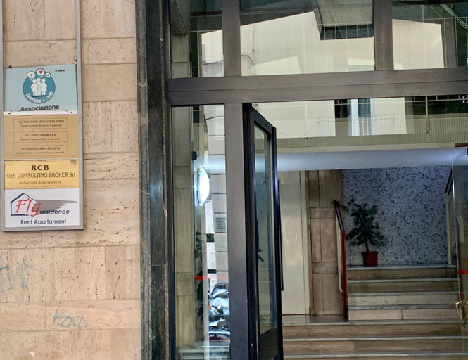Exterior & Views 2, Flyresidence Municipio Toledo, Napoli
