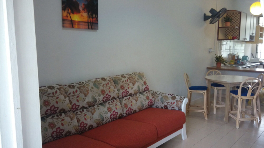 Others 5, Pinang Beach Apartment at Bayu Emas, Penang Island