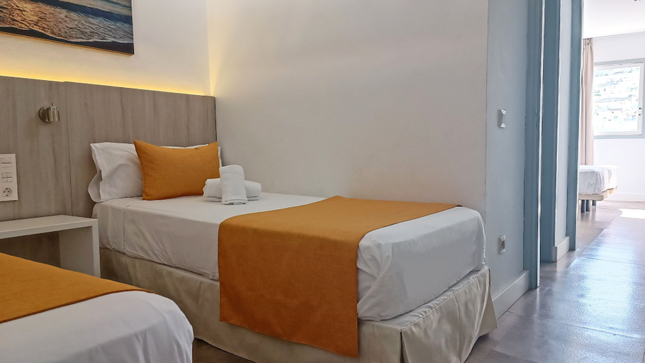 Bedroom 4, Marina Elite Hotel, Las Palmas