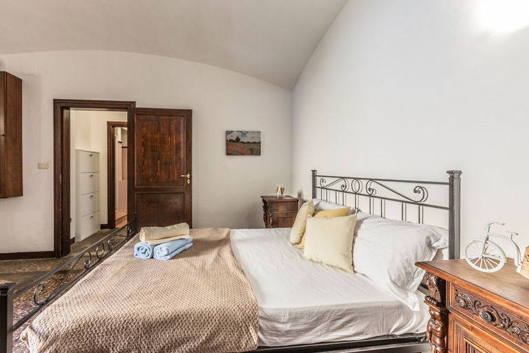 Others 4, San Mamolo Retreats, Bologna