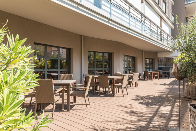 Exterior & Views 2, Pierre & Vacances Residence Premium Julia Augusta, Alpes-Maritimes