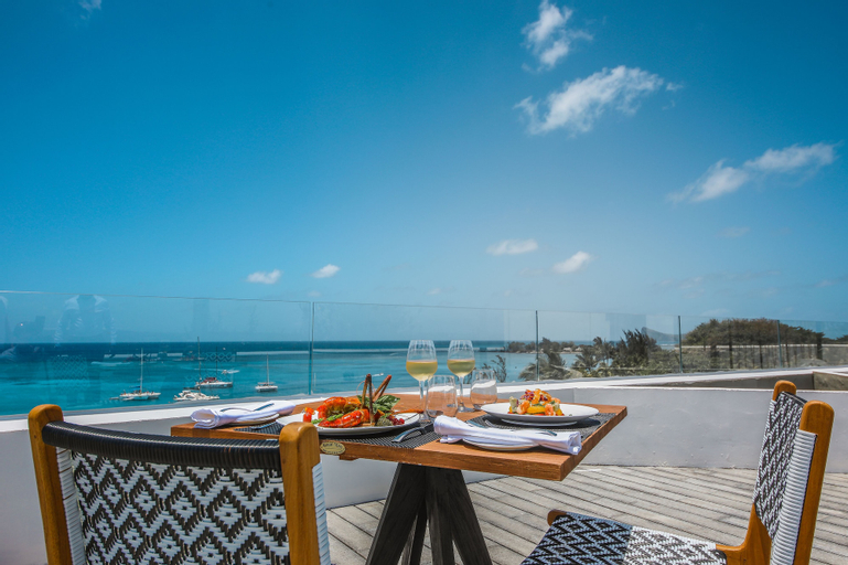 Ocean V Hotel