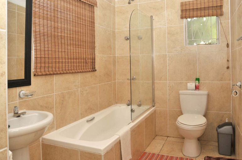 Bedroom 4, African Aquila Lodge, Nelson Mandela Bay