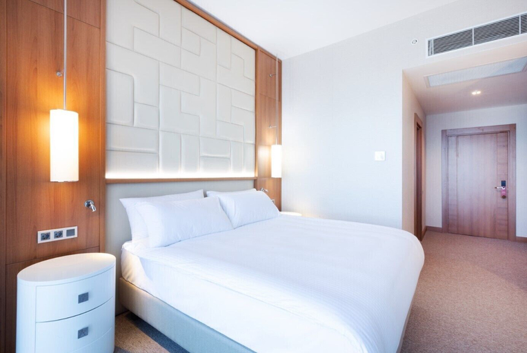 Bedroom 3, Grand Bellagio Batumi Convention & Casino Hotel, Batumi
