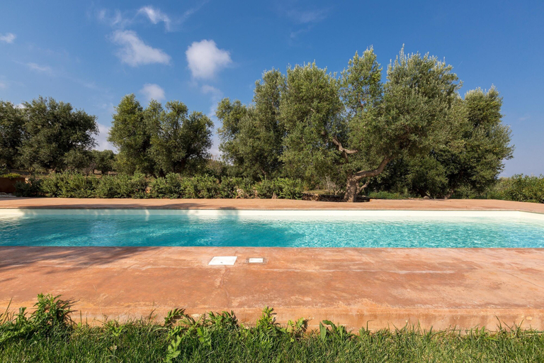 Others 5, Villa Carlita, Brindisi