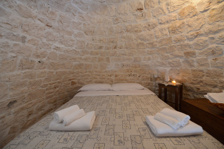 Bedroom 2, Giardino dei Trulli, Bari
