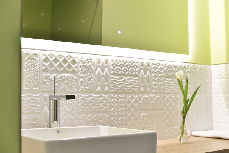 Bathroom 4, MOMENTS Boutique Hotel, Bautzen