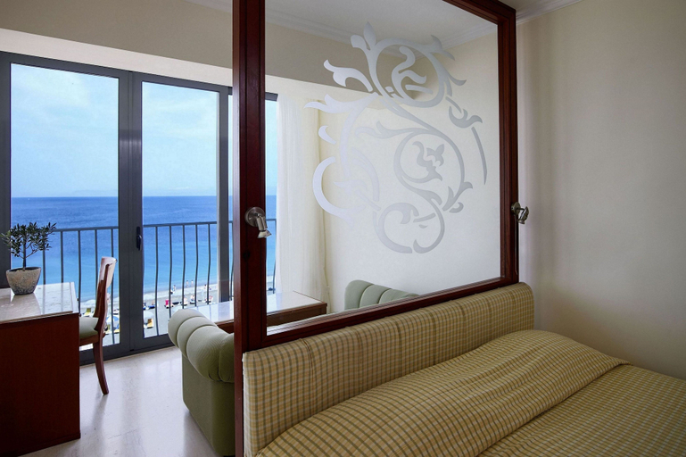 Bedroom 3, Mitsis La Vita, South Aegean