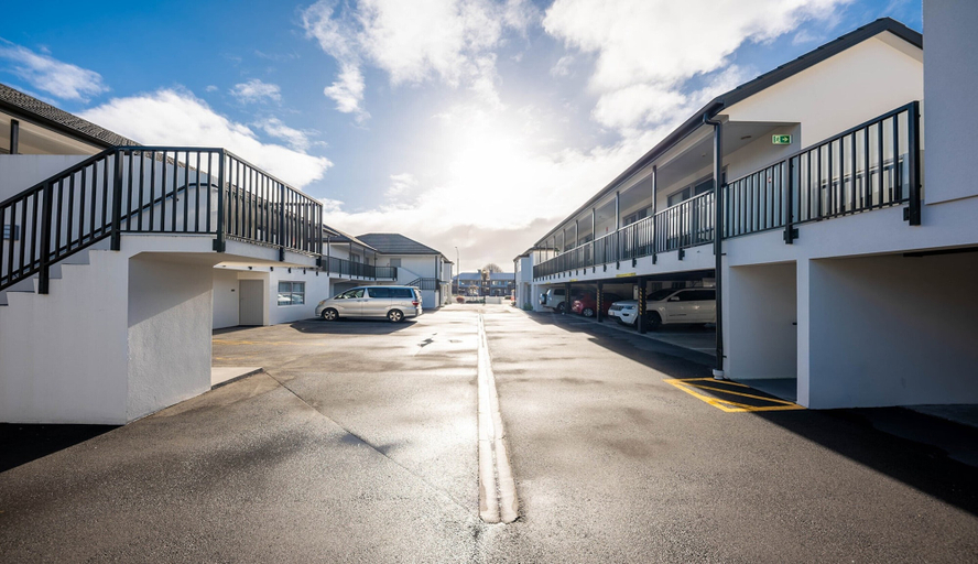 Exterior & Views 2, 311 Motel Riccarton, Christchurch