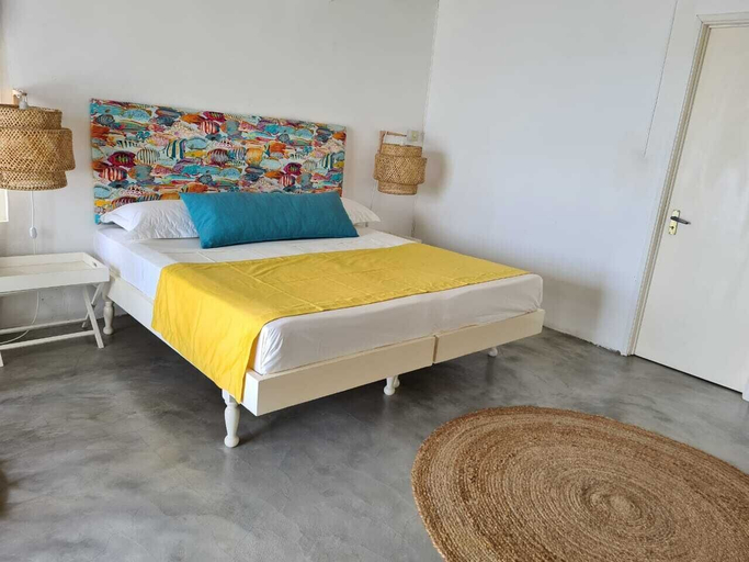 Bedroom 2, Le Recif Guest House