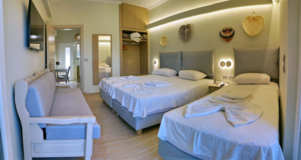 Bedroom 2, Galazio Asteri I, North Aegean