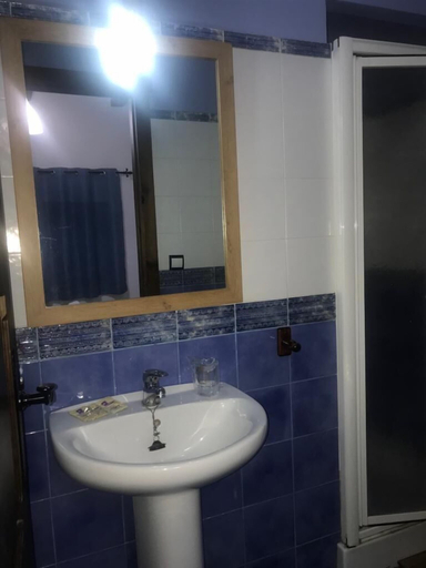 Bathroom 3, Pensión Rural La Magnolia, Jaén