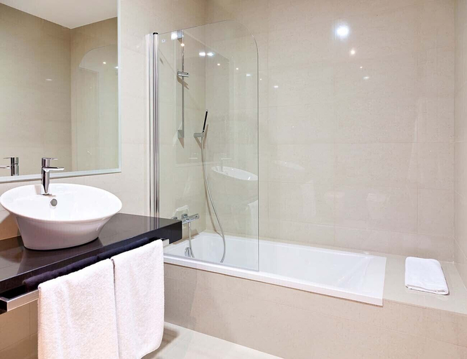 Bathroom 5, Dña Monse Hotel Spa & Golf, Alicante