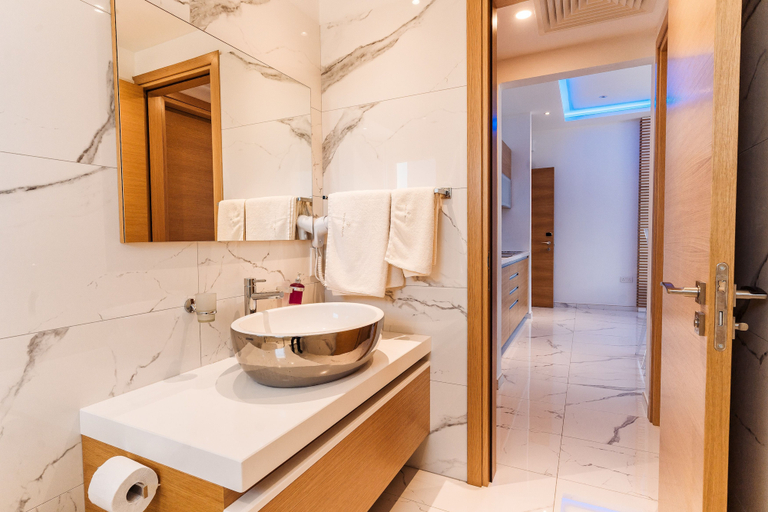 Bathroom 4, Vrachia Beach Hotel & Suites - Adults only