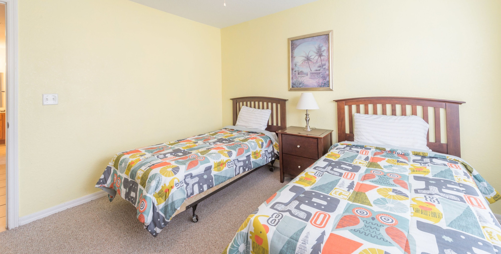 Bedroom 2, Villas at Seven Dwarf by FunQuest, Osceola