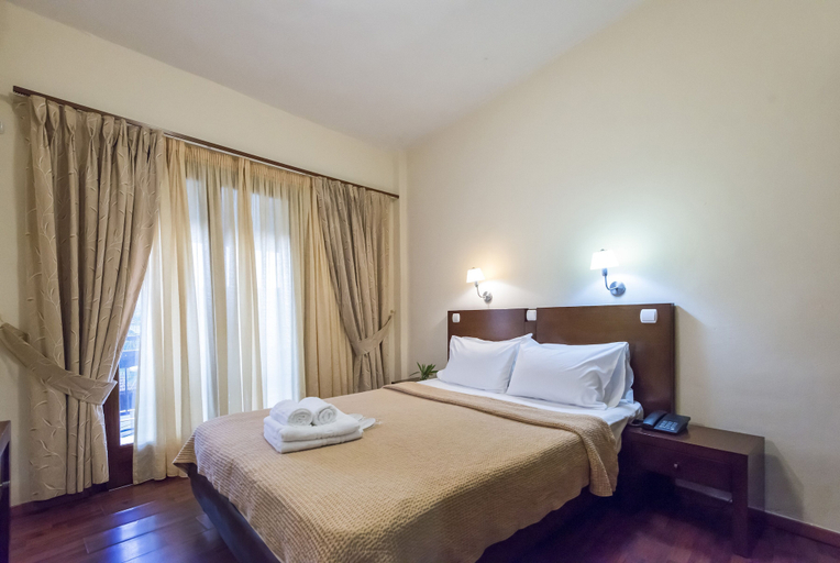 Bedroom 3, Akroyali Hotel & Villas, Peloponnese