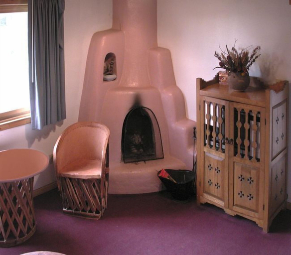 Others 5, Sun God Lodge, Taos
