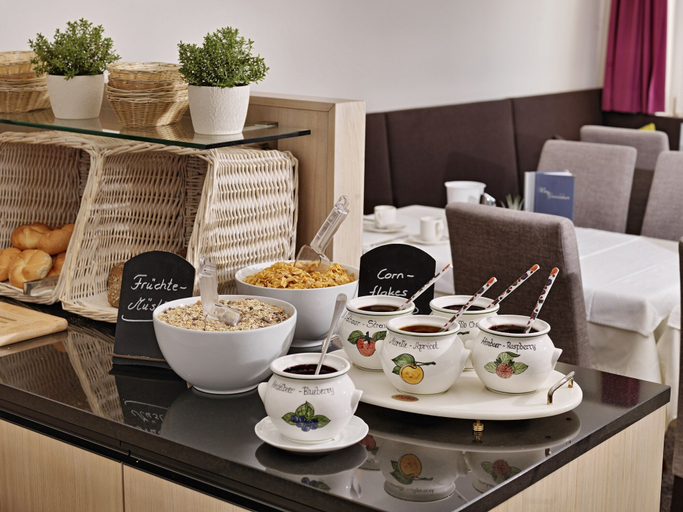Food & Drinks 5, Hotel Stern, Reutte