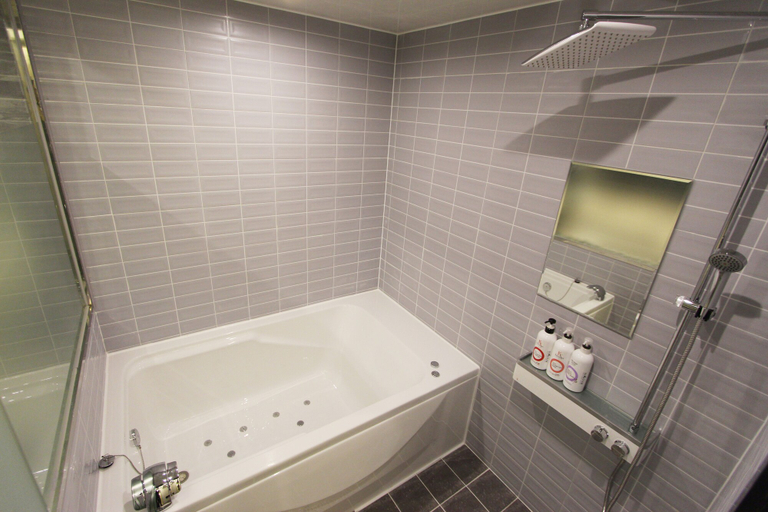 Bathroom 4, Brown-Dot Hotel Daegu Hyukshin Doshi, Dong