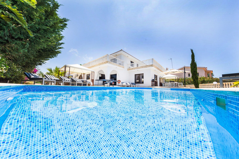 Sport & Beauty 1, Villa Malibu