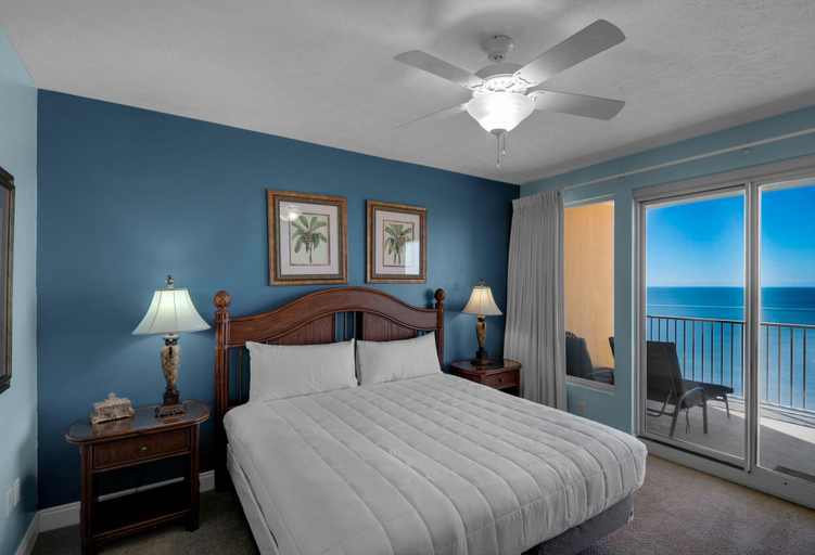 Bedroom 3, Treasure Island 1608, Bay
