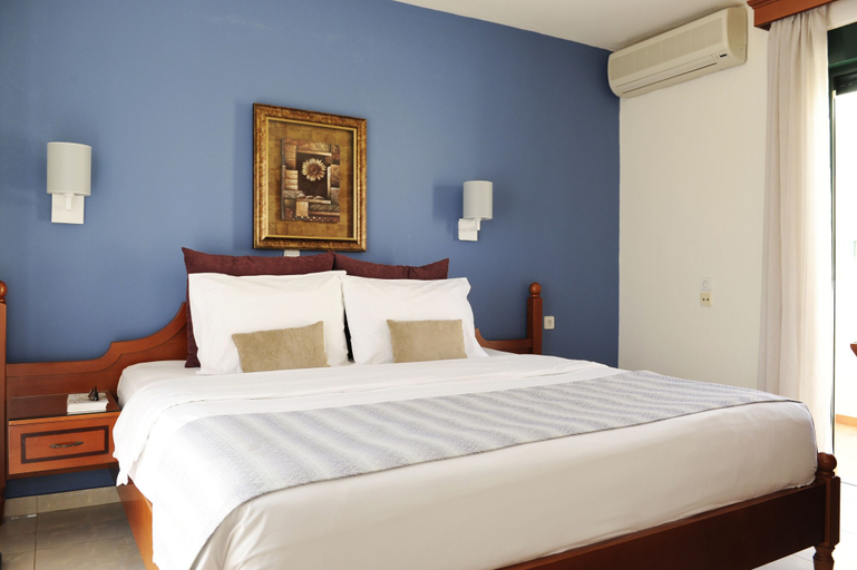 Bedroom 4, Caldera Bay, Crete