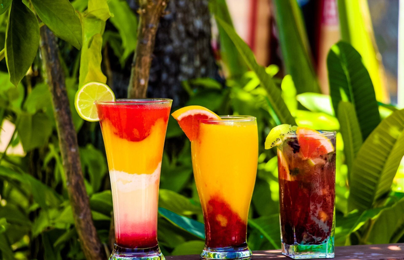 Food & Drinks 4, Rock Point Villas Vacations Rentals Sandy Bay, Roatan, Honduras.c.a, Roatán