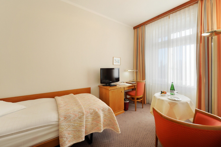 Bedroom 4, Hotel Waldhaus Sils, Maloja