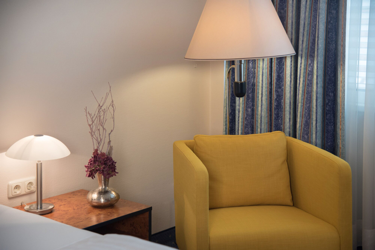 Bedroom 3, Hotel Arkadia, Hochtaunuskreis