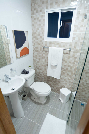 Bathroom 4, Diamond Apartment, Santiago de los Caballeros