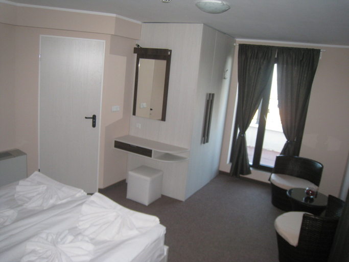 Bedroom 3, Hotel Milano, Burgas