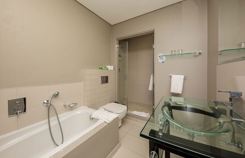 Bathroom 4, Infinity Self-Catering Apartments, City of Cape Town