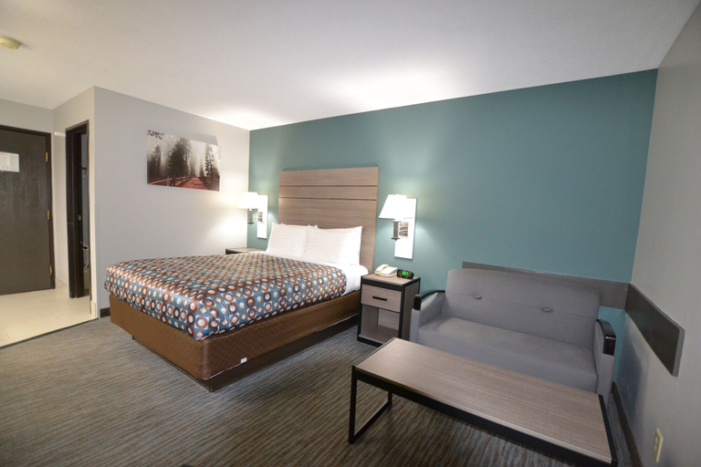 Bedroom 2, Countryside Inn & Suites, Pottawattamie