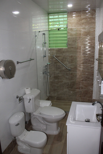 Bathroom 4, Hacienda Casa Cabirma, Imbert