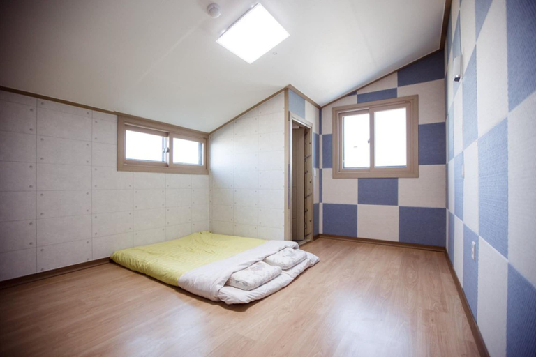 Bedroom 2, Kirin Guesthouse - Hostel, Jeonju