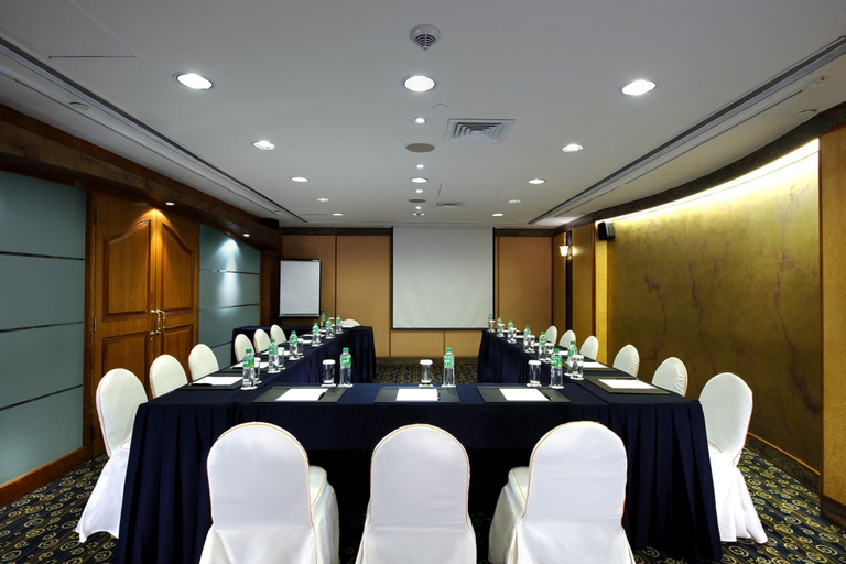 Business Facilities 2, Charterhouse Causeway Bay, Hong Kong Island