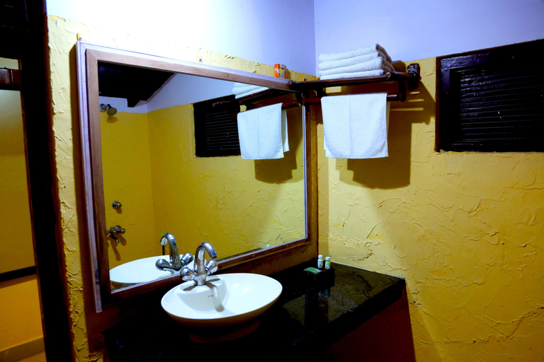 Bathroom 4, Corbett Wild Resort - A River Access Property, Nainital