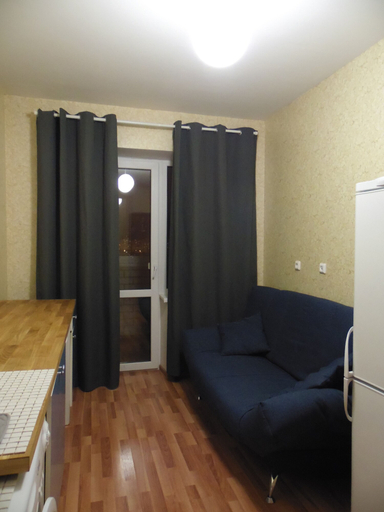 Others 5, Apartment on Mashinistov, Ekaterinburg gorsovet