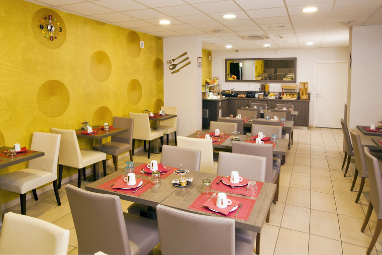 Food & Drinks 5, Residhome Reims Centre, Marne