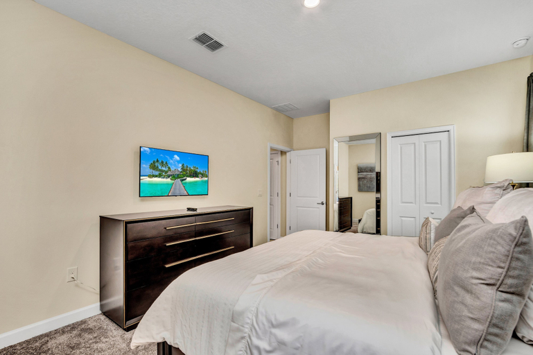 Bedroom 3, 9 Bedroom Champions Gate Villa, Osceola
