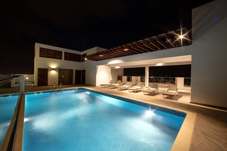 Sport & Beauty 2, Luxury studio apartment at the Gallery, Accra