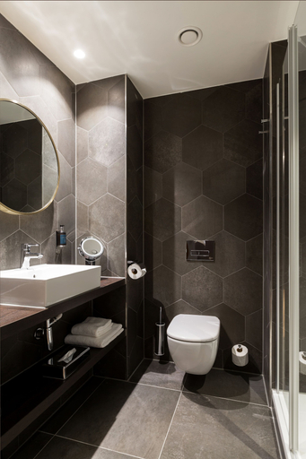 Bathroom 5, The James Hotel Rotterdam, Rotterdam
