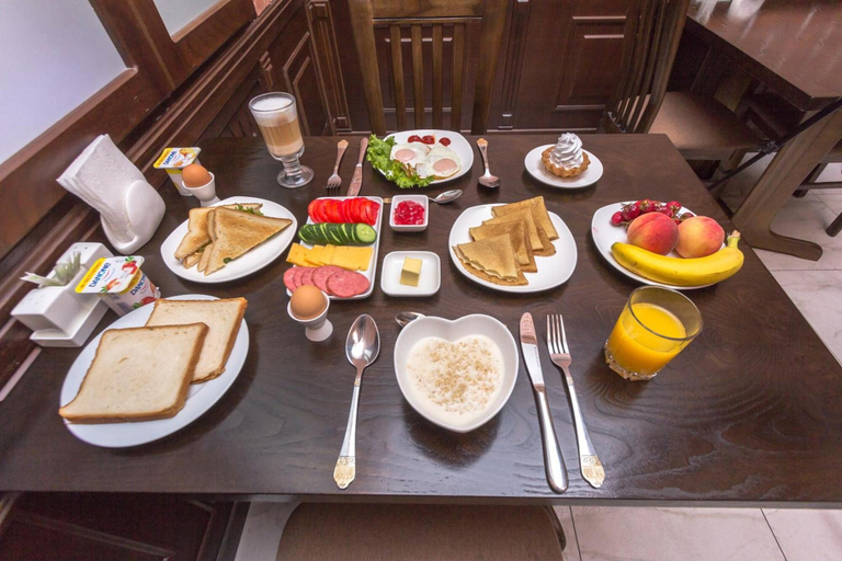 Food & Drinks 5, Bishkek Centrum Hotel, Bishkek