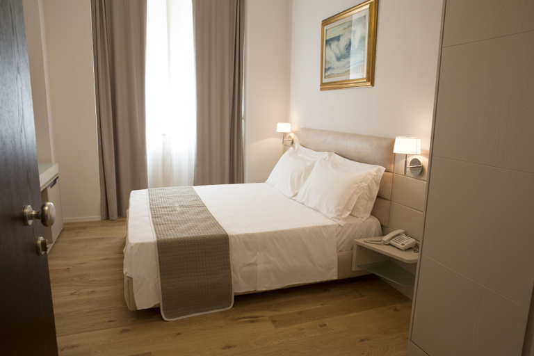 Bedroom 3, Boutique Hotel Enia, Prato