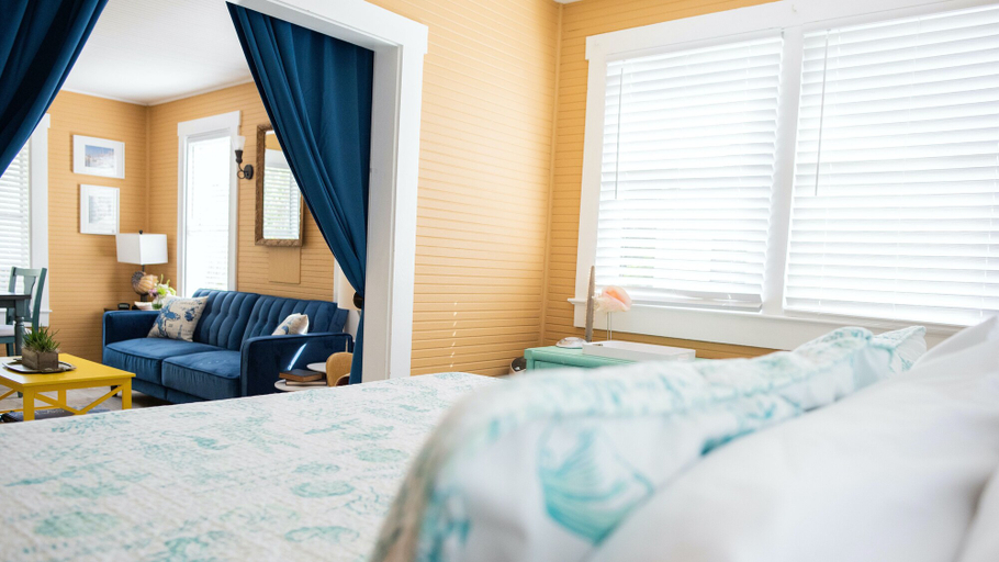 Bedroom 4, Meranova Guest Inn, Pinellas